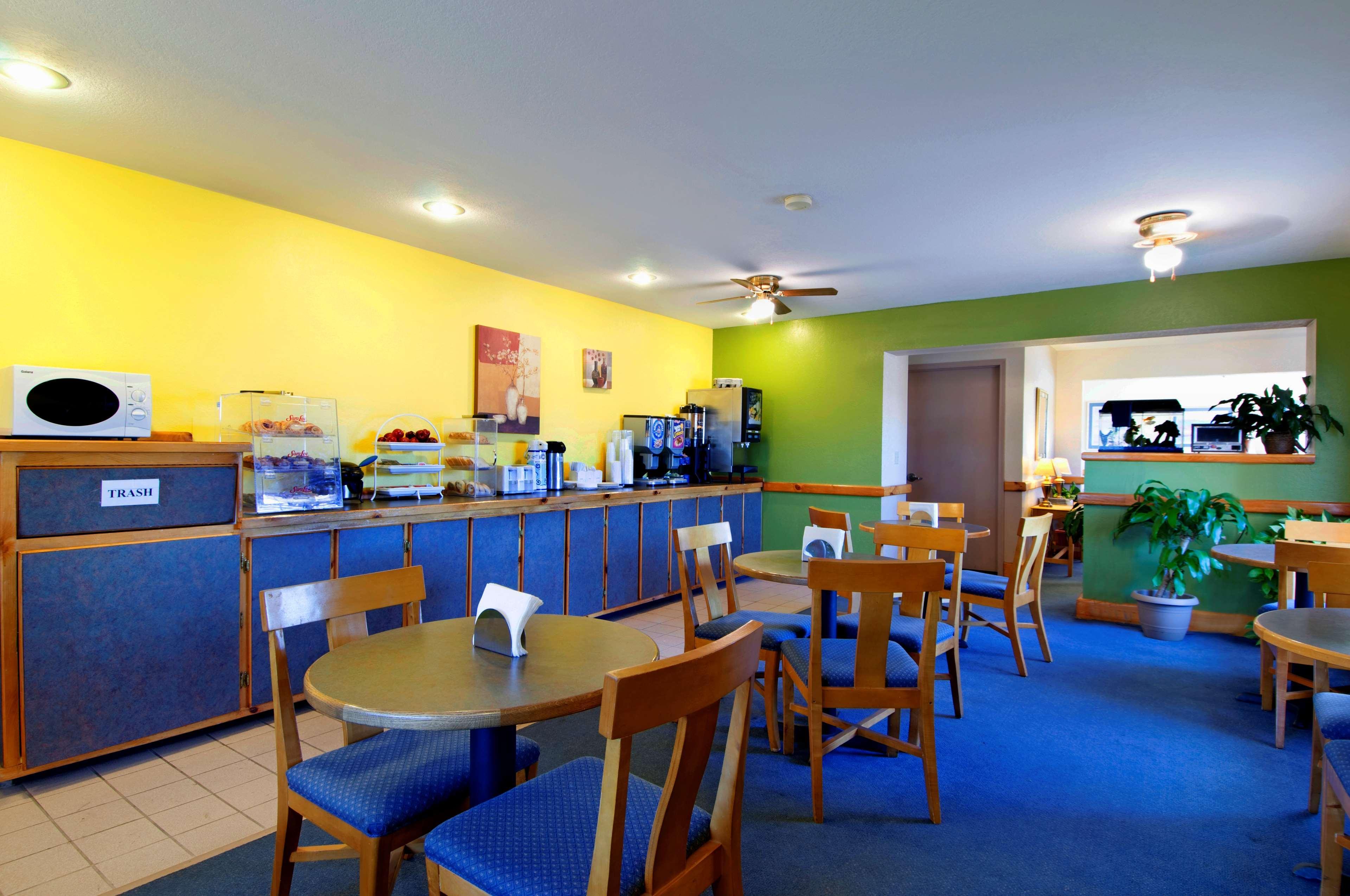 Tryp Apolo Hotel 4*