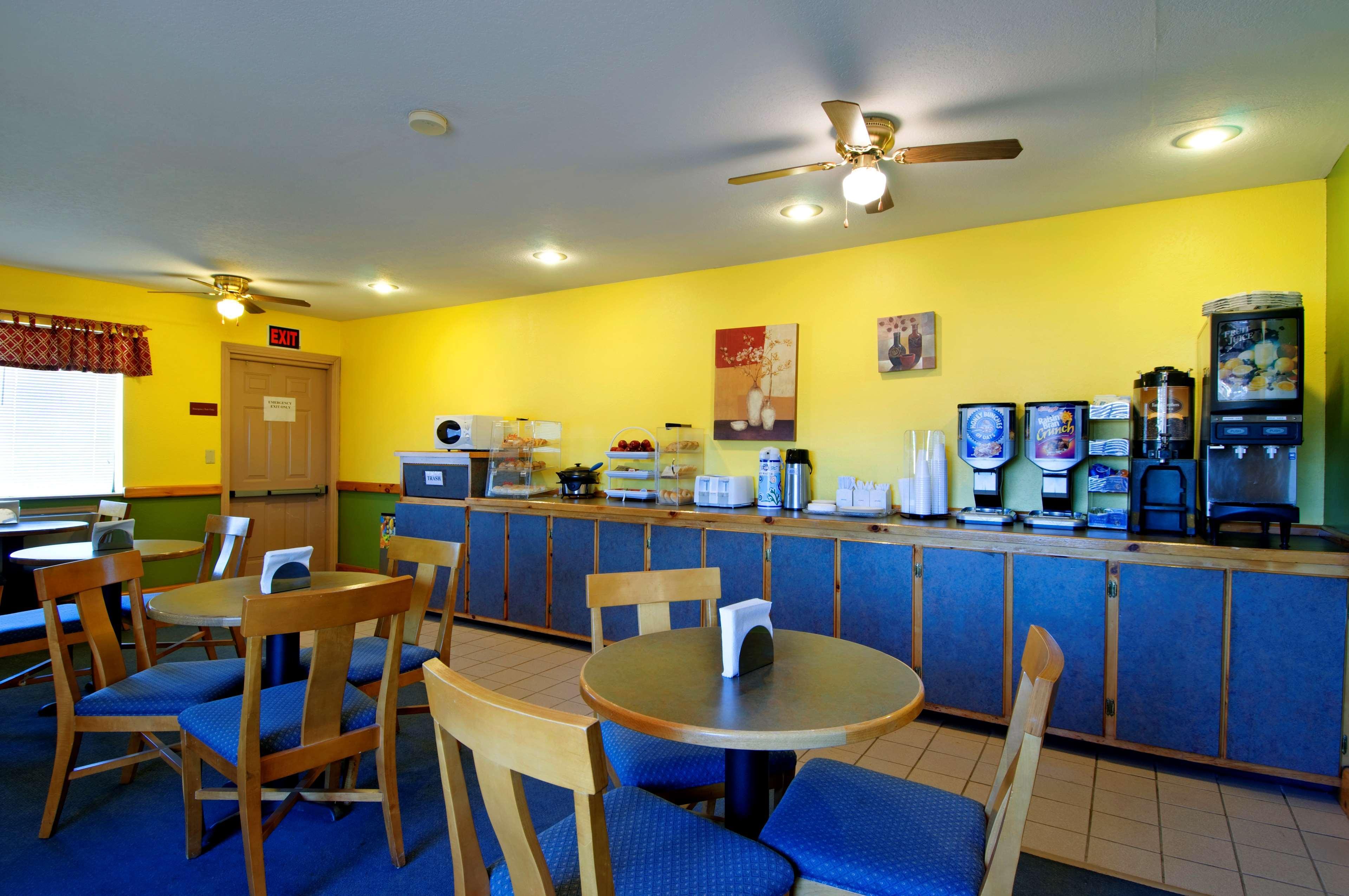 Tryp Apolo