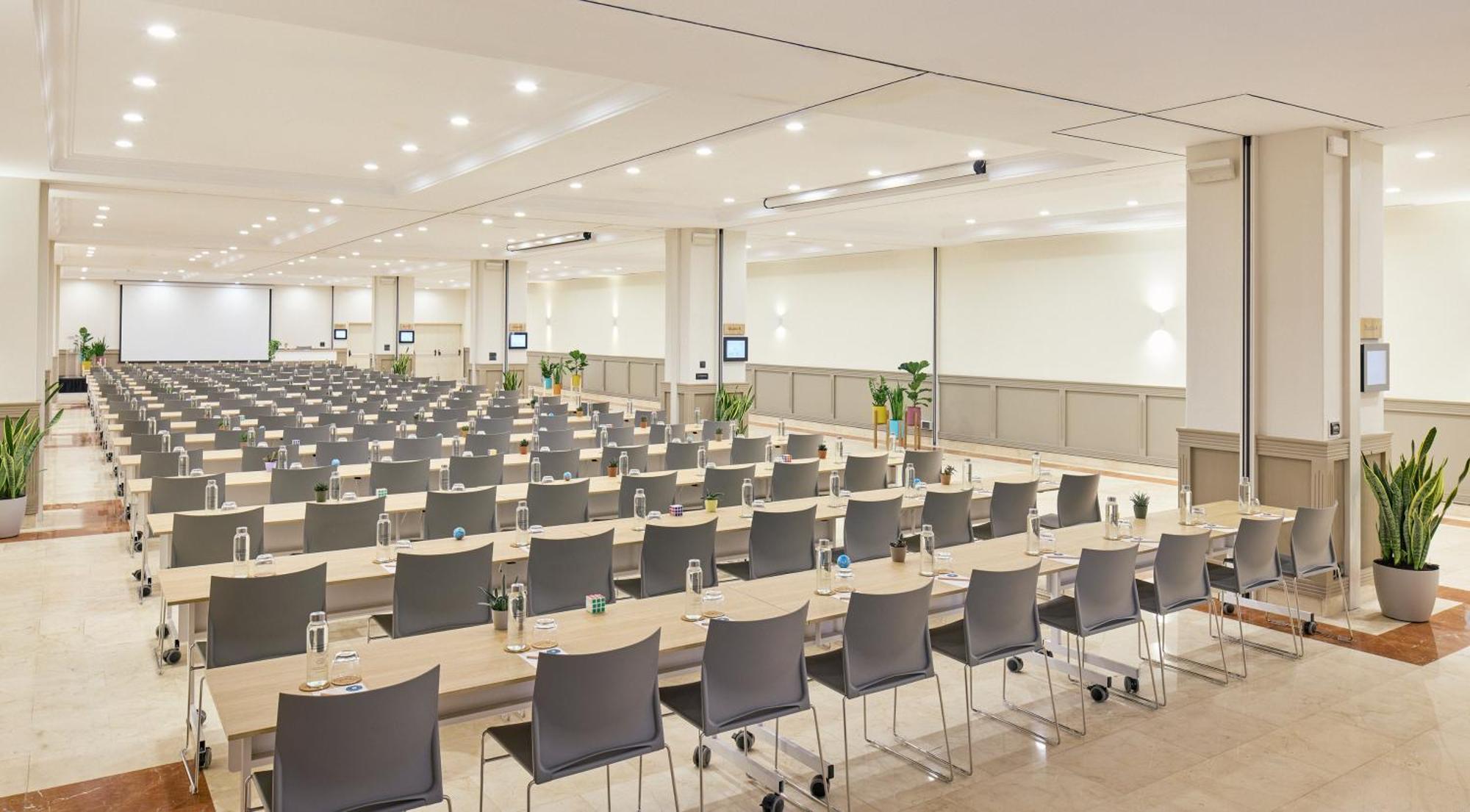 Tryp Apolo 4* Barcelona