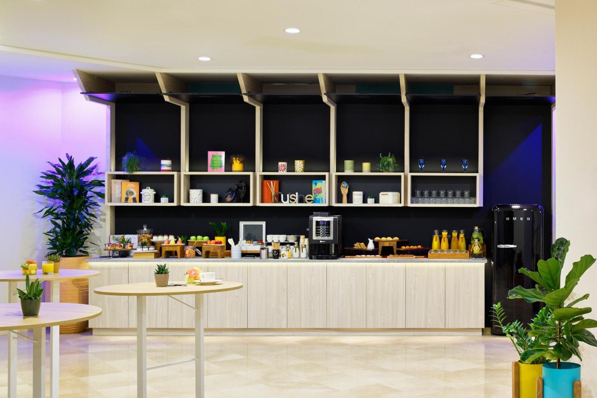 Tryp Apolo